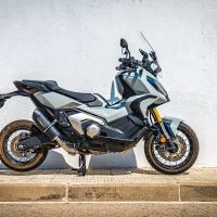 Escape compatível com Honda Forza 750 2021-2024, Furore Evo4 Nero, Escape legal, homologado, silenciador com db killer removível e tubo de ligação específico 